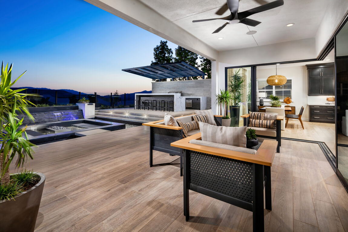 Integrating Outdoor Living Spaces into Holiday Home Design imgae