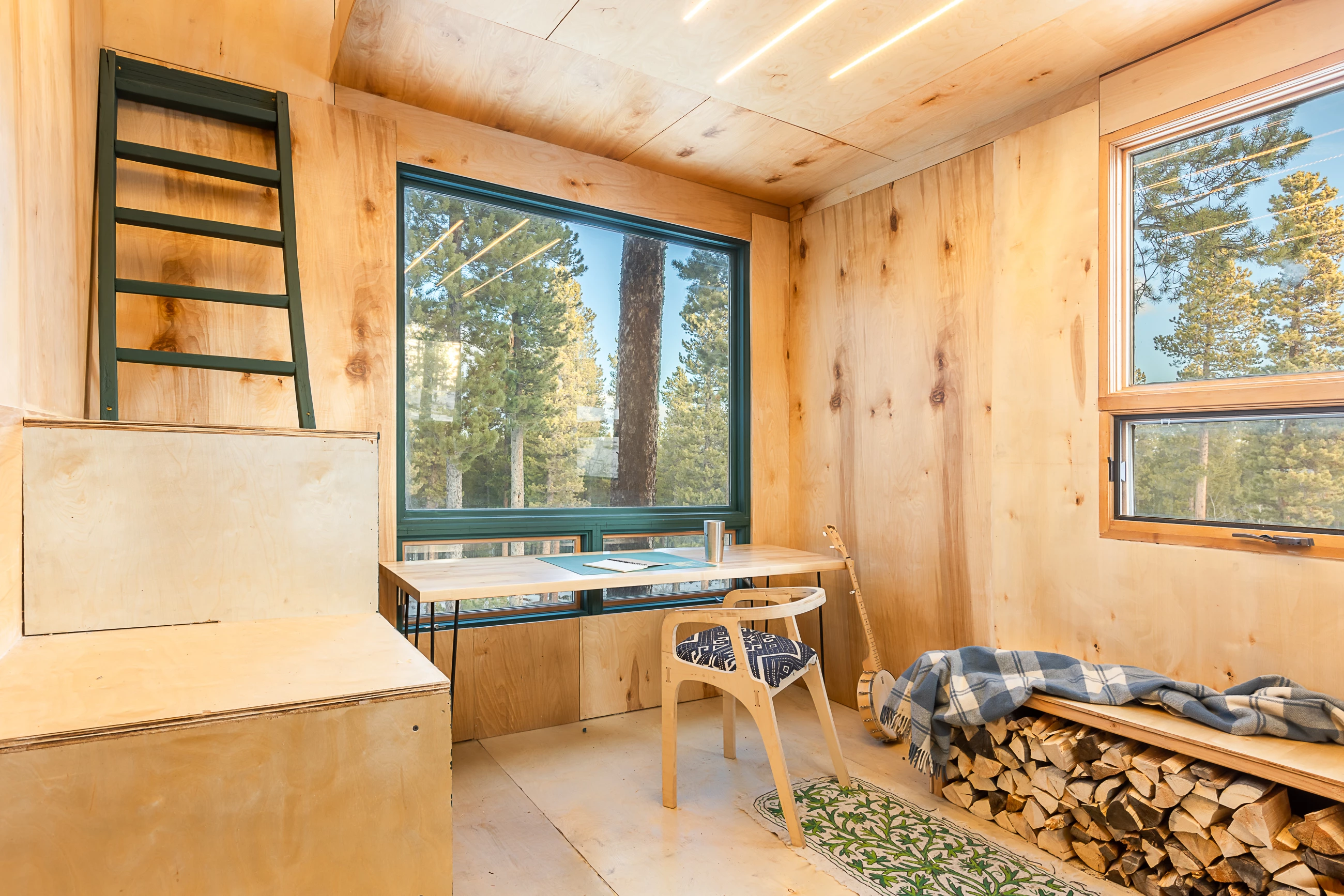 Micro Cabins: The Next Step in Minimal Living imgae