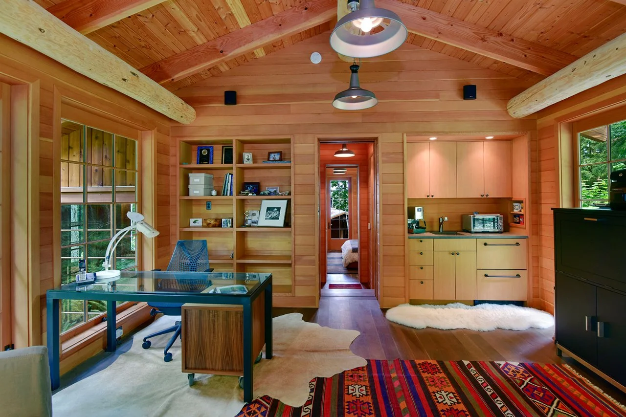 🏕️ Weekend Cabin Retreat: Design and Décor Inspirations imgae