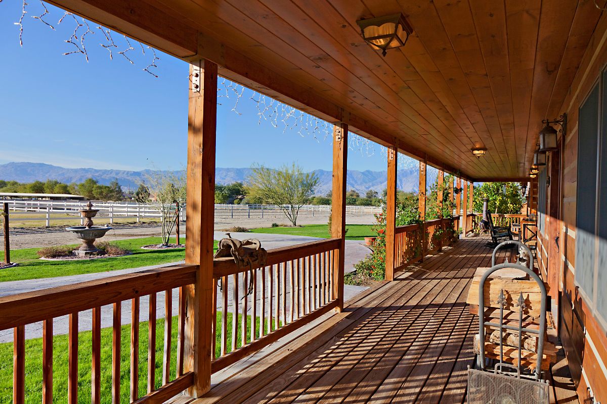 Cabin Outdoor Lighting: The Perfect Blend of Safety and Style imgae