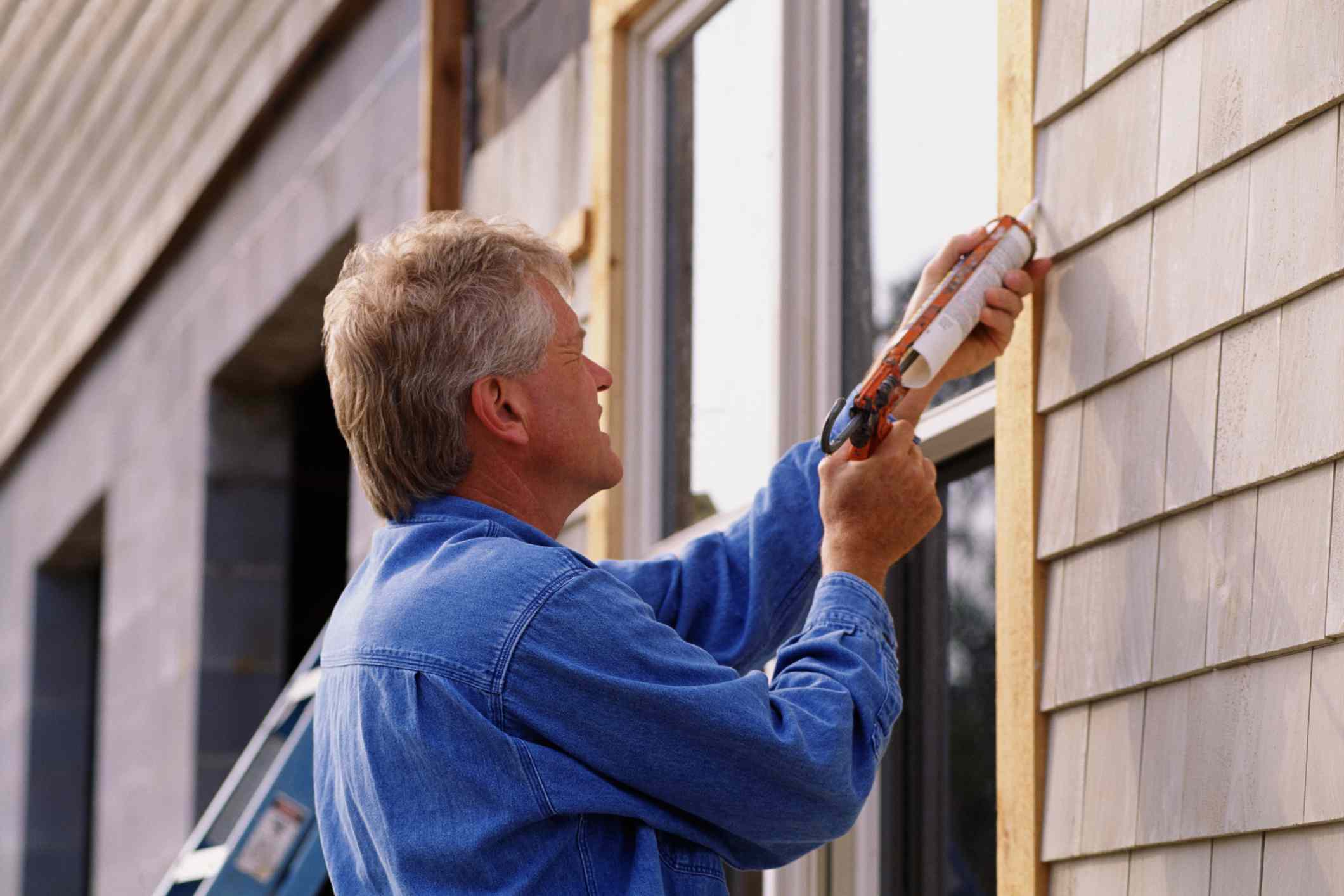 How to Inspect and Seal Gaps in Your Cabin to Prevent Heat Loss imgae